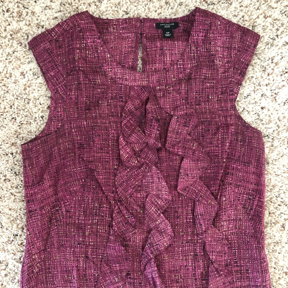 EUC Ann Taylor 100% silk sleeveless blouse